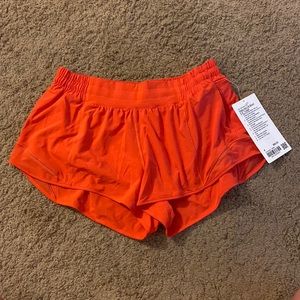 Lululemon Hotty Hot 2.5 Shorts